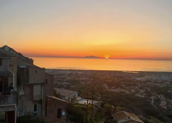 Petit Duplex Atypique